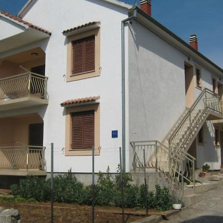 Apartmani Petra Пакоштане Экстерьер фото