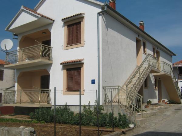 Apartmani Petra Пакоштане Экстерьер фото